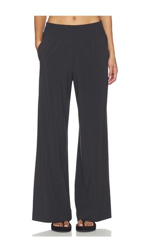 PANTALON VILLA en . Taille S. Also en M, L, XL - Vuori - Modalova
