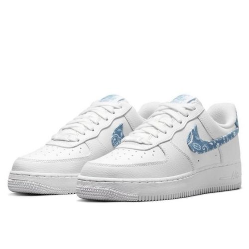 Air Force 1 Low '07 Essential White Worn Blue Paisley - Nike - Modalova
