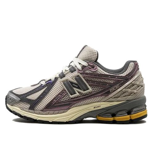 New Balance 1906R Licorice - New Balance - Modalova