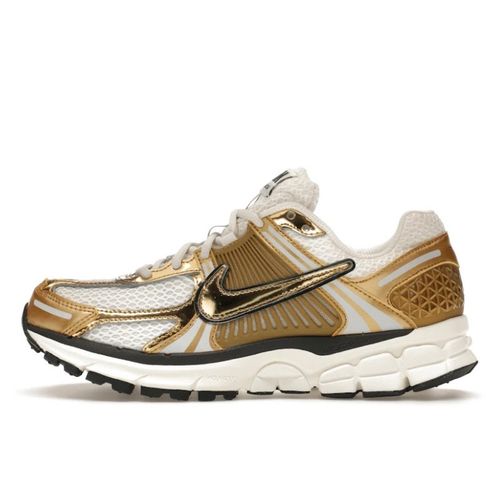Nike Zoom Vomero 5 Metallic Gold - Nike - Modalova