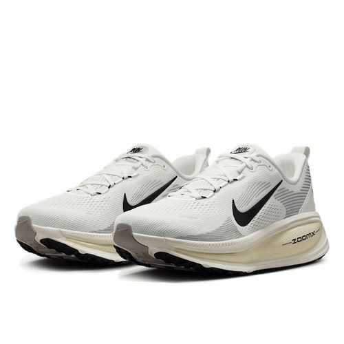 Vomero 18 Summit White Coconut Milk - Nike - Modalova