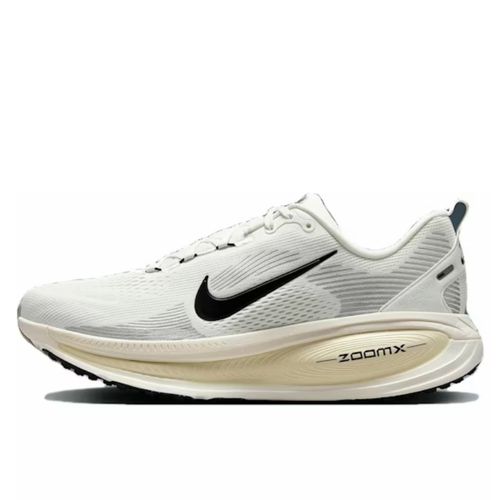 Vomero 18 Summit White Coconut Milk - Nike - Modalova