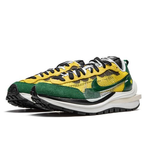 Sacai Vaporwaffle Tour Yellow Stadium Green - Nike - Modalova