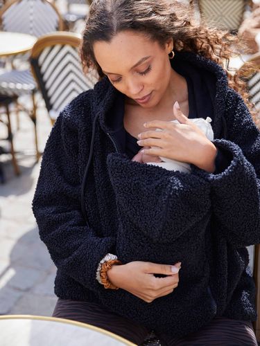 Sweat zippé en sherpa évolutif avec protège bébé - Envie De Fraise - Modalova