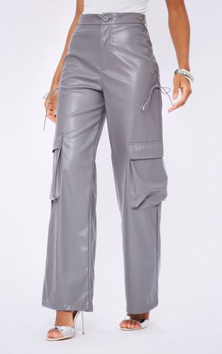 Slate Grey Pantalon Cargo En Synthétiquecuir À Lacets | Taille 32 - PrettyLittleThing - Modalova