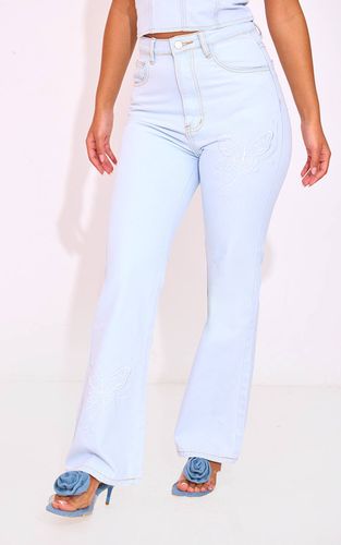 Light Blue Jean Droit Brodé En Denim Petite | Taille 42 - PrettyLittleThing - Modalova