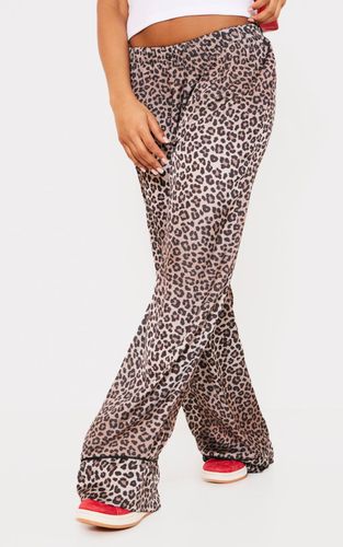 Leopard Pantalon Large En Satin Imprimé | Taille 42 - PrettyLittleThing - Modalova