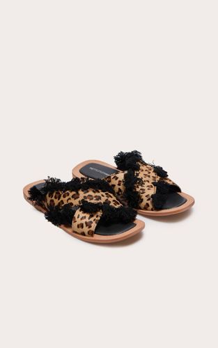 Leopard Sandales À Bout Rond Avec Brides Croisées À Pompons | Taille 36 - PrettyLittleThing - Modalova
