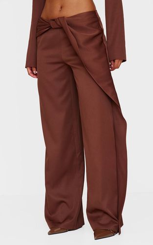 Choc Brown Pantalon À Détail Torsadé | Taille 44 - PrettyLittleThing - Modalova