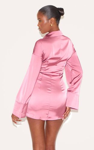 Blush Rose Robe Chemise Premium En Satin À Manches Évasées | Taille 32 - PrettyLittleThing - Modalova
