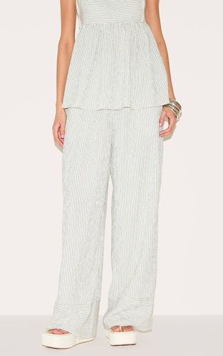 Sage Green Ensemble Coordonné Pantalon Droit À Rayures Texturées Tissées | Taille 42 - PrettyLittleThing - Modalova