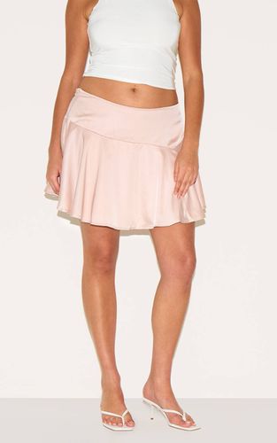Dusty Pink Jupe Mini Évasée En Satin Fluide Grande Taille | Taille 44 - PrettyLittleThing - Modalova