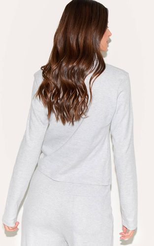 Light Grey Haut À Col V Boutonné À Manches Longues Ultra Doux | Taille 42 - PrettyLittleThing - Modalova