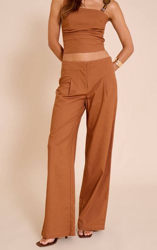 Chesnut Pantalon Droit Taille Mi-haute En Tissu Tissé | Taille 42 - PrettyLittleThing - Modalova