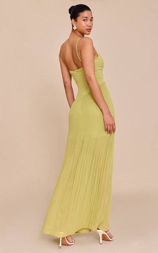 Lime Green Robe Longue À Bretelles Spaghetti Avec Détail D'ourlet Plissé En Tissu Tissé | Taille 42 - PrettyLittleThing - Modalova