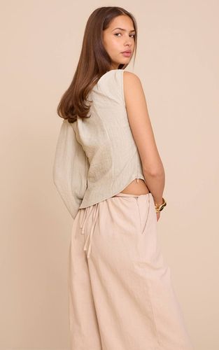 Sage Green Haut Texturé Tissé À Détail Asymétrique Avec Finitions | Taille 32 - PrettyLittleThing - Modalova