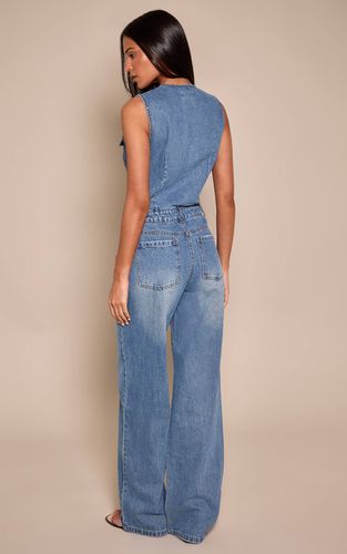 Mid Blue Wash Combinaison En Jean Sans Manches Style Chemise Pour Grande Taille | Taille 34 - PrettyLittleThing - Modalova