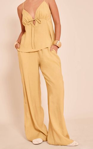 Mustard Pantalon Large Tissé | Taille 32 - PrettyLittleThing - Modalova