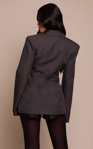 Steel Grey Blazer Cintré À La Taille Prune | Taille 42 - PrettyLittleThing - Modalova