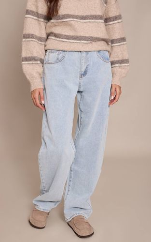 Light Blue Jean Boyfriend Style Dos Plongeant Délavage Bleu Moyen | Taille 32 - PrettyLittleThing - Modalova