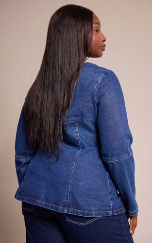 Mid Blue Wash Chemise En Denim Col Rond Plus | Taille 46 - PrettyLittleThing - Modalova