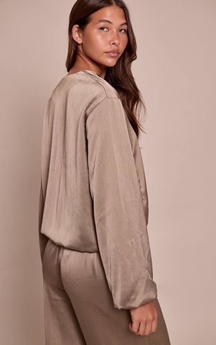Sage Khaki Veste Col Montant En Satin Texturé | Taille 42 - PrettyLittleThing - Modalova