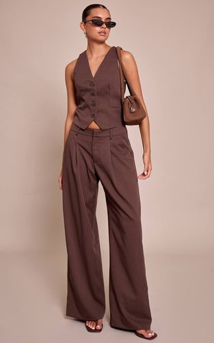 Dark Brown Pantalon Large Plissé En Tissu Tissé Ajusté | Taille 42 - PrettyLittleThing - Modalova