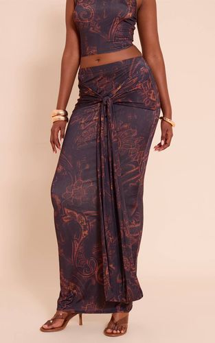 Dark Brown Jupe Longue En Tissu Slinky Avec Détail Nœud | Taille 36 - PrettyLittleThing - Modalova