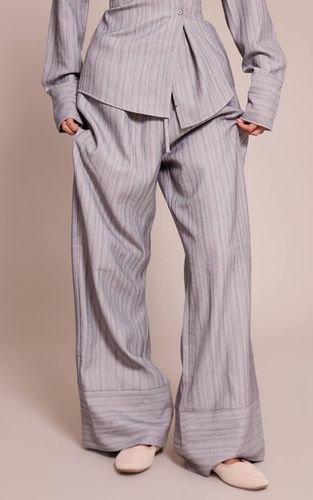 Light Grey Ensemble Coordonné Pantalon Tissé À Fines Rayures Avec Cordon De Serrage | Taille 32 - PrettyLittleThing - Modalova