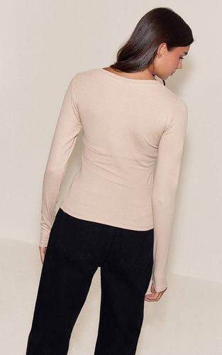Oatmeal Haut Ajusté À Manches Longues En Maille Côtelée Douce Avec Boutonnage | Taille 32 - PrettyLittleThing - Modalova