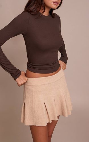 Oatmeal Mini-jupe Plissée En Maille Douce | Taille XS - PrettyLittleThing - Modalova