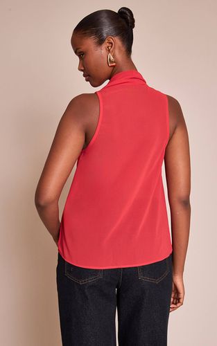 Tomato Red Top Long En Mousseline Col Bénitier Extrême Avec Détail | Taille 32 - PrettyLittleThing - Modalova