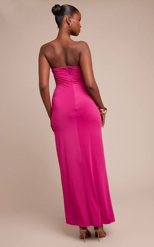 Fuschia Robe Maxi Bandeau Toucher Doux Avec Détail Barre En V | Taille 42 - PrettyLittleThing - Modalova