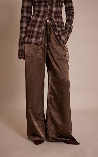 Dark Olive Pantalon Ample À Cordon En Satin Froissé | Taille 42 - PrettyLittleThing - Modalova