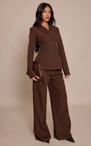 Chocolate Brown Pantalon Droit Plissé En Tissu Tissé | Taille 34 - PrettyLittleThing - Modalova