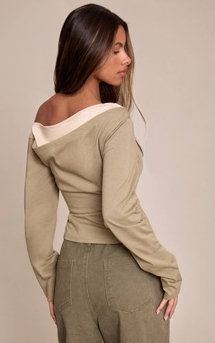 Dark Olive Haut Petite À Double Épaisseur Avec Détail Asymétrique | Taille 30 - PrettyLittleThing - Modalova