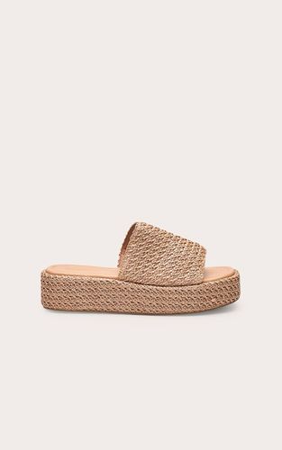 Natural Sandales Mules À Plateforme Plate En Raphia | Taille 37 - PrettyLittleThing - Modalova