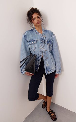 Mid Blue Wash Veste En Jean Boutonnée Asymétrique | Taille 42 - PrettyLittleThing - Modalova