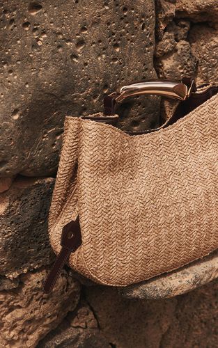 Natural Sac À Main En Raphia Texturé Avec Finitions Dorées - PrettyLittleThing - Modalova