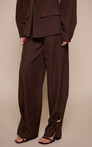Dark Brown Pantalon Cocon Coordonné Avec Détail De Finition | Taille 42 - PrettyLittleThing - Modalova