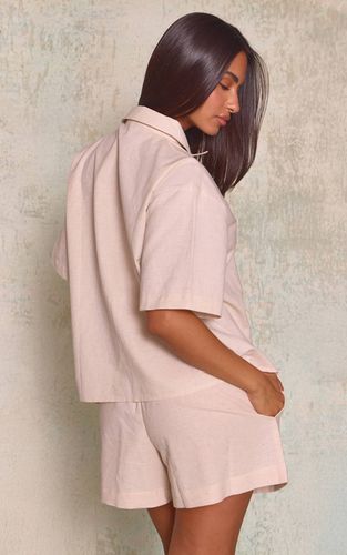 Natural Chemise Petite À Manches Courtes Boutonnée Aspect Lin Ensemble Coordonné | Taille 42 - PrettyLittleThing - Modalova