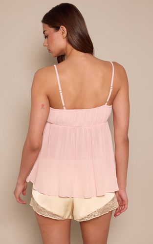 Light Pink Haut Fluide Plissé À Bretelles | Taille 42 - PrettyLittleThing - Modalova