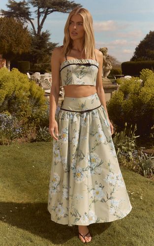 Pale Green Ensemble Haut À Bretelles En Coton Imprimé Fleuri | Taille 42 - PrettyLittleThing - Modalova