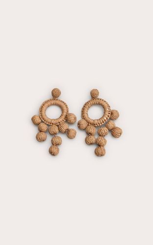 Natural Boucles D'oreilles Déclaration Circulaires Drapées En Raphia - PrettyLittleThing - Modalova