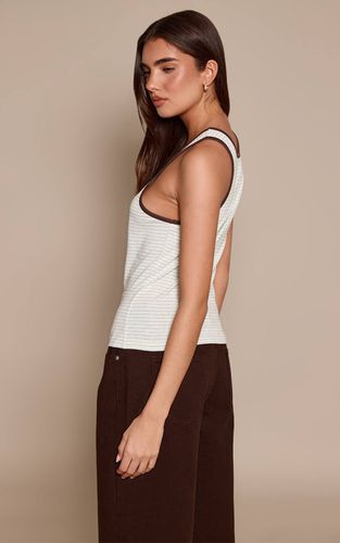 Sage Green Débardeur À Col Nageur Avec Rayures Et Biais Contrastés | Taille 36 - PrettyLittleThing - Modalova