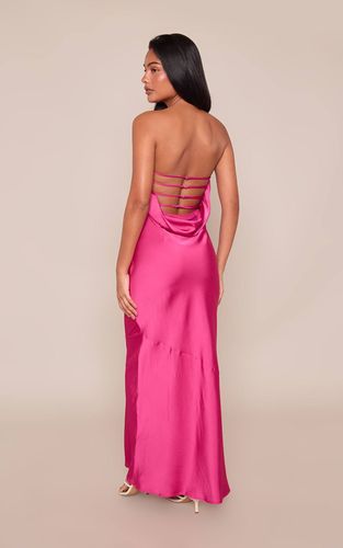 Robe Longue En Satin À Bandeau Et Dos Drapé Cowl | Taille 42 - PrettyLittleThing - Modalova