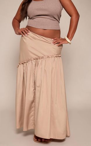 Oatmeal Jupe Maxi Grande Taille À Ourlet Asymétrique | Taille 46 - PrettyLittleThing - Modalova