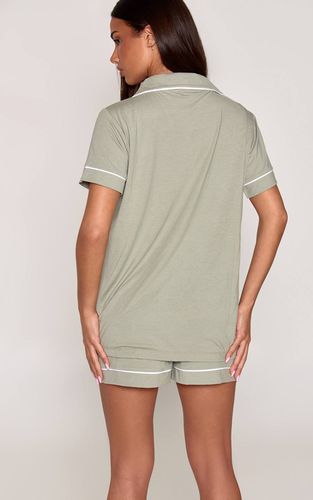 Sage Green Ensemble Pyjama Haut À Manches Courtes Et Short En Jersey Doux Avec Passepoil | Taille XS - PrettyLittleThing - Modalova