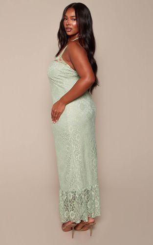 Sage Green Robe Maxi Grande Taille En Dentelle À Bretelles | Taille 46 - PrettyLittleThing - Modalova
