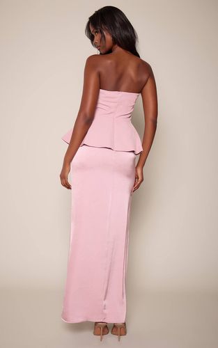 Dusty Pink Robe Maxi Ajustée À Basque Péplum | Taille 42 - PrettyLittleThing - Modalova